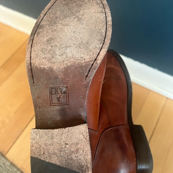 FRYE Melissa back button boot - Picture 6 of 8